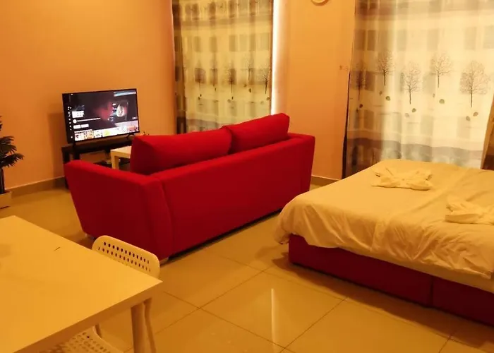 Cq1305-Selfcheckin-Netflix-Wifi-Parking-Cyberjaya, Cybersquare Soho,2012
