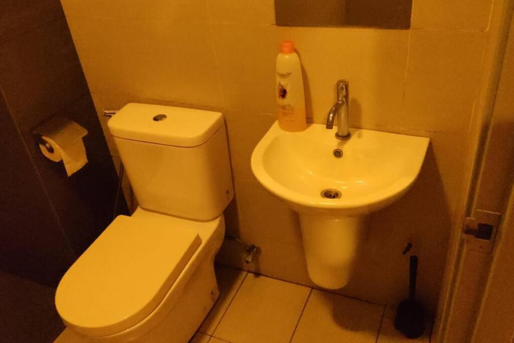 Cq1305-selfcheckin-netflix-wifi-parking-cyberjaya, Cybersquare Soho,2012 *