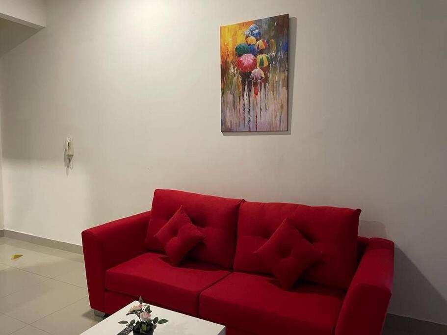 Apartment Cq1305-selfcheckin-netflix-wifi-parking-cyberjaya, Cybersquare Soho,2012